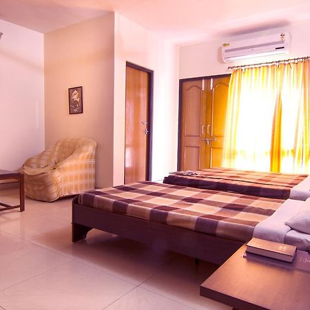 Dibrugarh Hotel Rajawas المظهر الخارجي الصورة