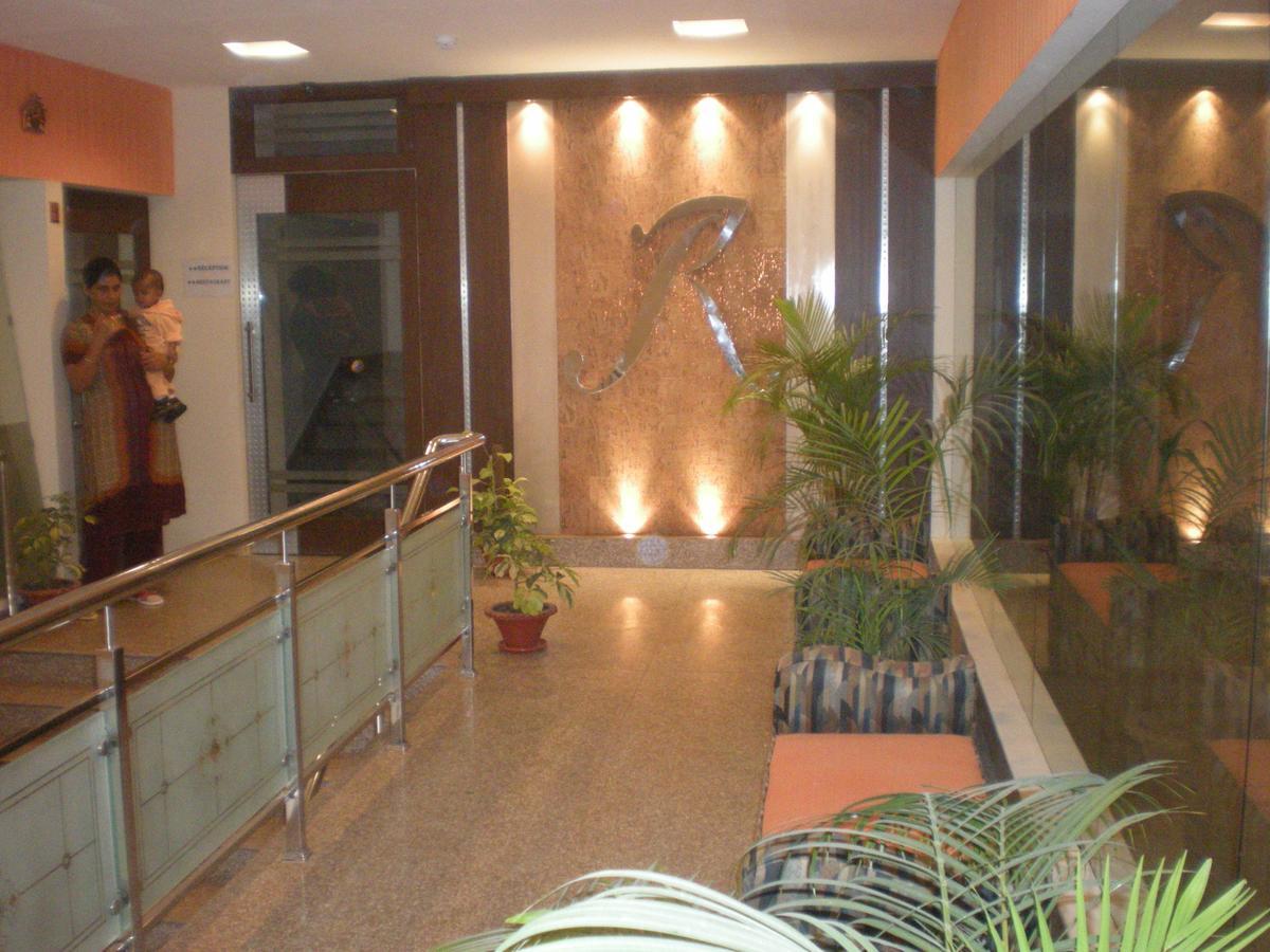 Dibrugarh Hotel Rajawas المظهر الخارجي الصورة